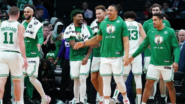 Celtics-bench-USATSI_19522543.jpg