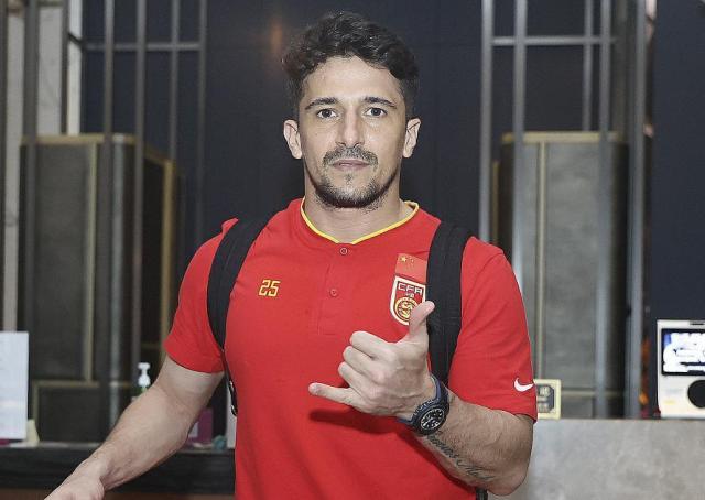 1640009649484035644.png 洛国富.png