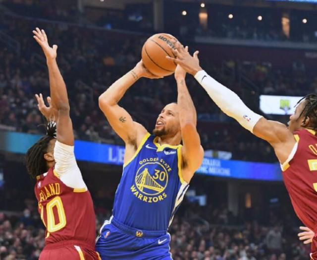 天天盈球网-【问答】为何这次NBA版本迭代一点也没削库里?