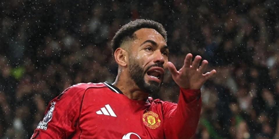 天天盈球足球比分-曝曼联夏季引援策略：无视中场隐患，优先补强左翼